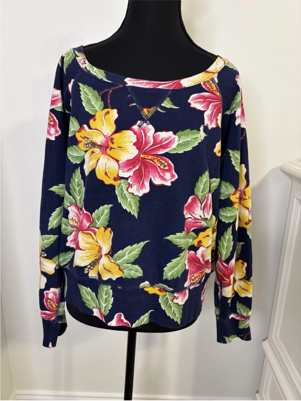 polo ralph Lauren women’s Floral Hibiscus Crop Sweatshirt Size Large Wide Neck